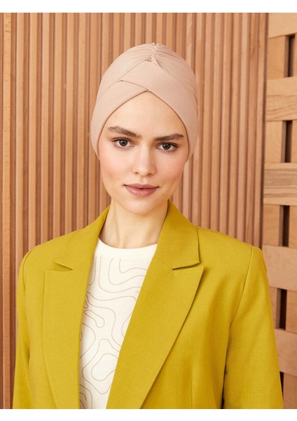 Lcw Modest Kadın Büzgülü Havuz Bonesi