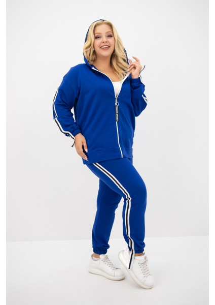 Kadın Büyük Beden Kapüşonlu Baskı Detaylı Eşofman Takımı 8136-25 modelleri