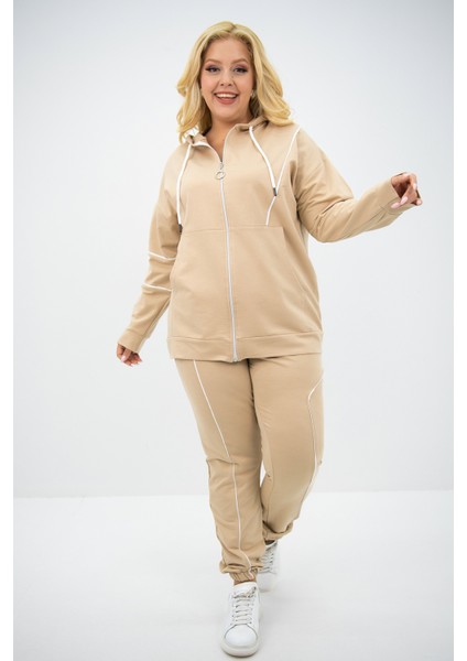 Kadın Büyük Beden Kapüşonlu Eşofman Takımı Fermuar Detaylı 42-50 Beden Bej Renk