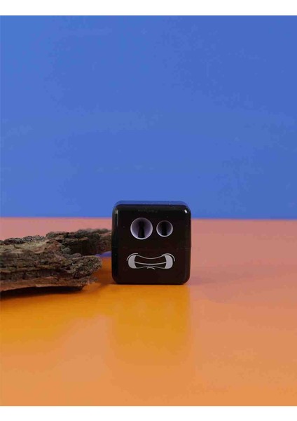 Emoji Kalemtraş MK-1020 "3 Adet" Karışık Renkler.