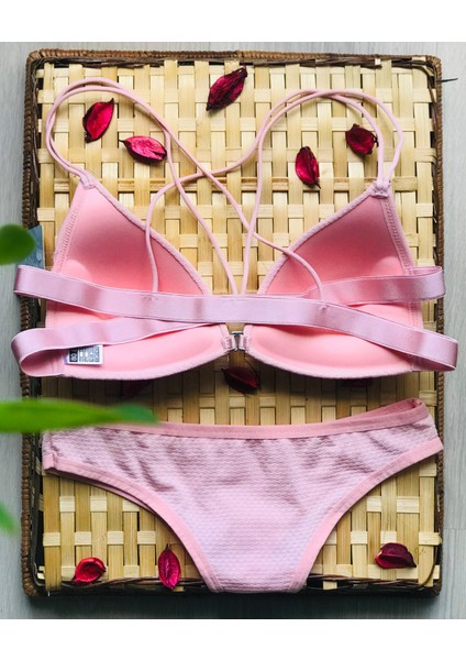 Önden Açmalı Arkası Çapraz Ip Sütyen Takımı indirimleri