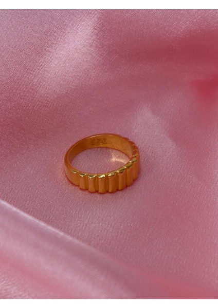Gold Şerit Yüzük fırsatları