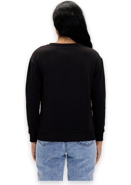 24.04.12.002 Re-Carina Crewneck Sweat Unisex Sweatshirt