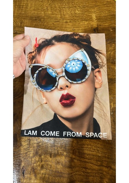 Zirkon Taş Işleme Gözlüklüğ Kadın Arma Dikiş Aplike 24X21 cm