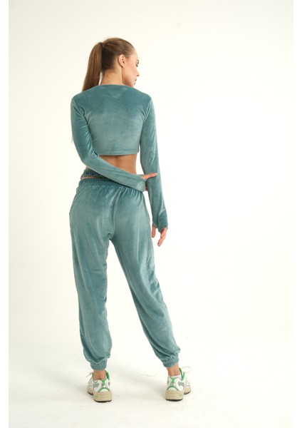 Zümrüt Kadife Eşofman Takımı fiyatları