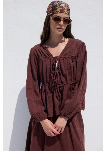 Bağlama Detaylı Müslin Bluz Bordo