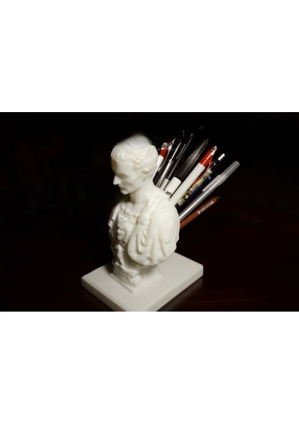 Julius Caesar Kalemlik Dekoratif Beyaz 20CM Bürütüs