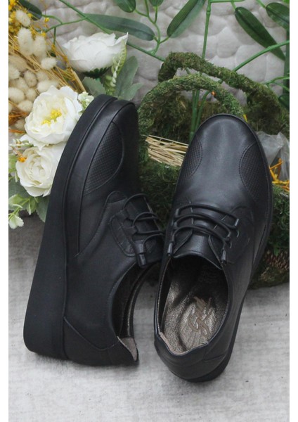 Mehmet Mete 4296 Siyah Deri Lastik Bağçıklı Kemik Çıkıntısına Özel Kadın Ayakkabı indirimleri