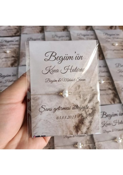 Süslü Davet Kişiye Özel Kart Tasarımlı Inci Bileklik Hediyeliği (Söz,nişan,düğün,nikah,doğum,doğumgünü,bekarlığa Veda..) 50 Adet