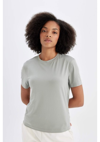 Fit Standart Fit Bisiklet Yaka Sporcu Basic Kısa Kollu Tişört D2296AX24AU