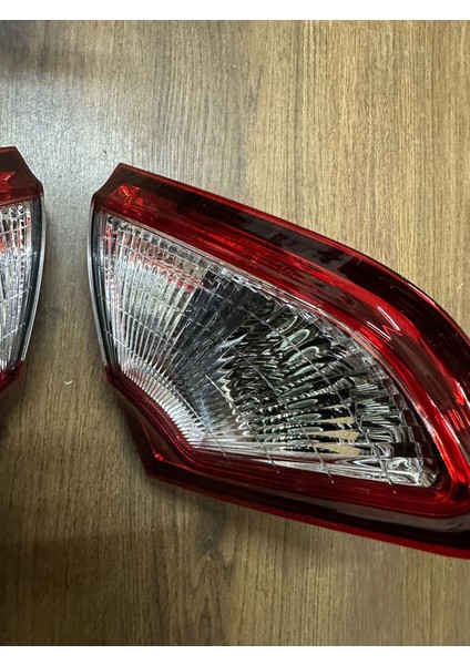 Nissan Qashqai Iç Sağ Sol Stop Lambaıs 2010-2013 fiyatları