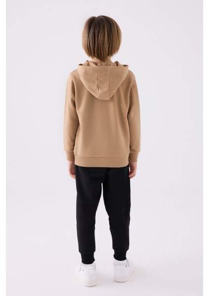 Erkek Çocuk Eşofman Takımı Koyu Krem Renkli Konforlu Tasarım 2023 Sezonu indirimleri