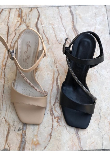 Çok Şık Açık Taşlı Sandalet fiyatları