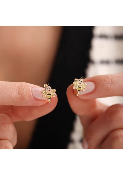 Altın Çocuk Küpesi Arı Form