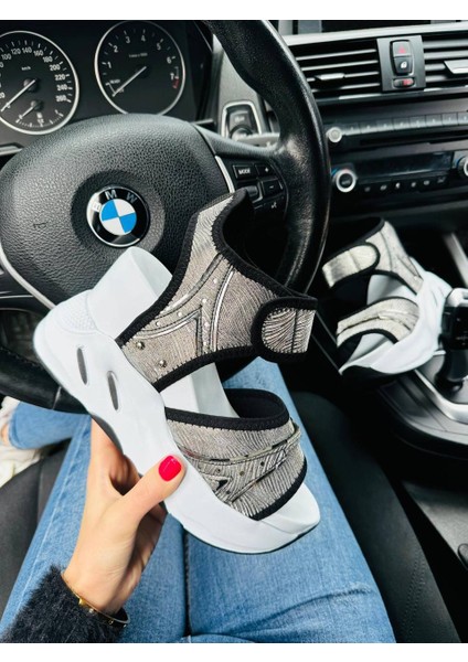 Yüksek Topuklu Kadın Spor Sandalet Yükseklik [9] cm