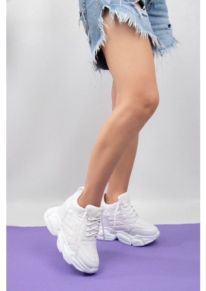 Dolgu Topuklu Kadın Spor Ayakkabı