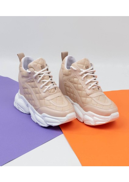 Dolgu Topuklu Kadın Spor Ayakkabı fiyatları