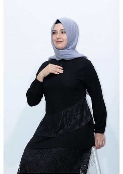 Önü Kat Kat Dantel Düğmeli Viscone Elbise