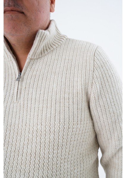 Büyük Beden Erkek Bej Zikzak Yürütmeli Dik Yaka Kısa Fermuarlı Triko Yün Kazak TRIST-2117 indirimleri