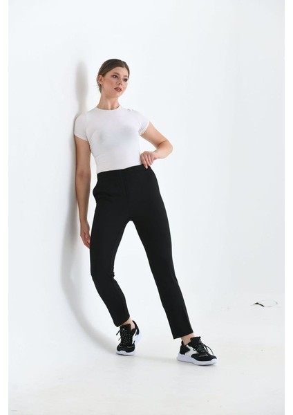 Büyük Beden Beli Lastikli Boru Paça Pantolon