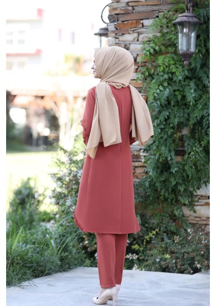 Gül Işlemeli Ikili Takım MC1434 Kiremit modelleri