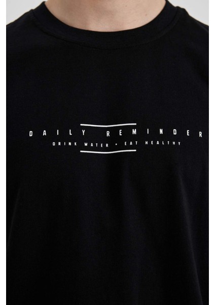 Slim Fit Dar Kesim Bisiklet Yaka Baskılı Kısa Kollu Tişört C2076AX24SM