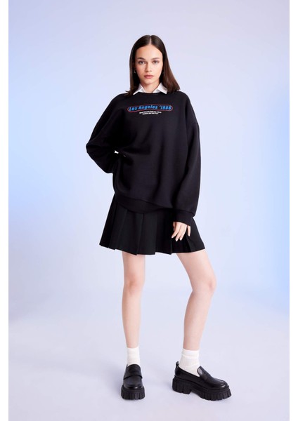 Oversize Geniş Kalıp Bisiklet Yaka Sırt Baskılı Kalın Sweatshirt D4939AX24AU