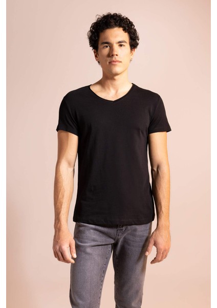 Slim Fit Dar Kesim V Yaka Kısa Kollu %100 Pamuk Basic Tişört M4791AZ23SM