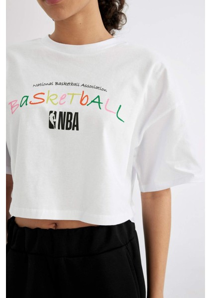 Fit NBA Wordmark Oversize Geniş Kalıp Bisiklet Yaka Kısa Kollu Tişört B9974AX24SM fırsatları