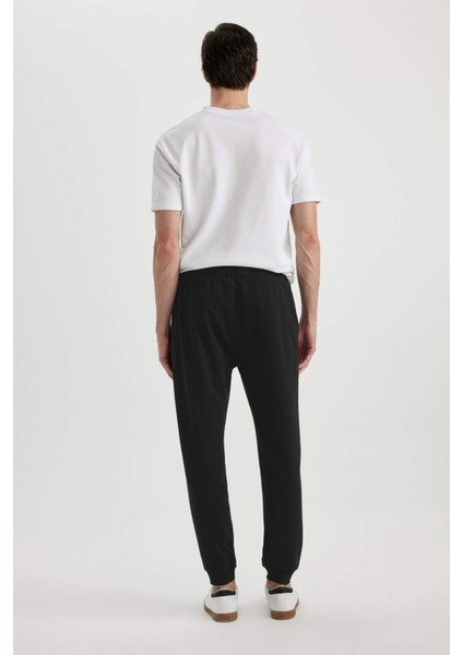Eşofman Altı Slim Fit Dar Kesim Basic Düz Beli Bağcıklı Esnek Paça Fermuar Cepli A6499AX24SP