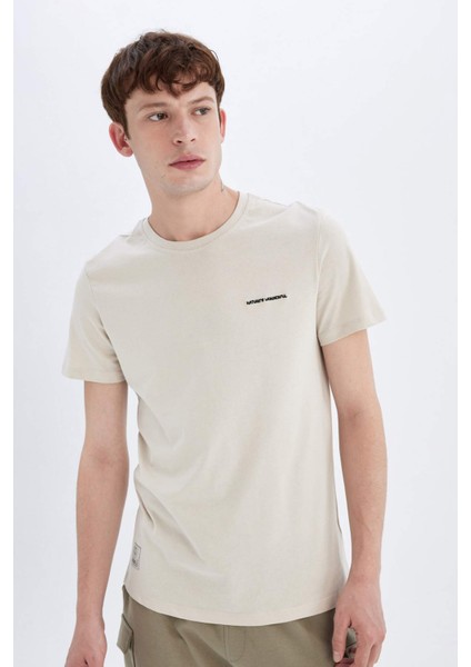 Slim Fit Dar Kesim Bisiklet Yaka Baskılı Kısa Kollu Tişört C3947AX24SM