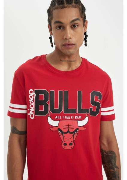 DeFactoFit NBA Chicago Bulls Standart Fit Bisiklet Yaka Kısa Kollu Tişört A1995AX24SM