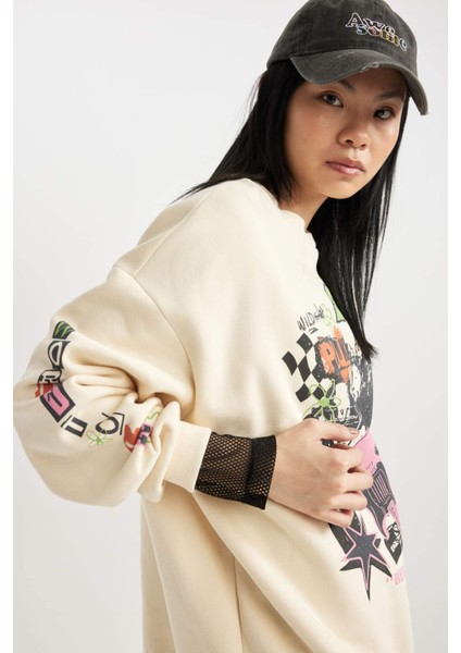 Coool Oversize Fit Geniş Kalıp Bisiklet Yaka Sırt Baskılı Kalın Kumaş Sweatshirt B8652AX23WN indirimleri