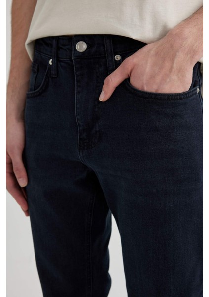 Slim Tapered Fit Dar Kalıp Normal Bel Daralan Paça Jean Pantolon C4222AX24SP