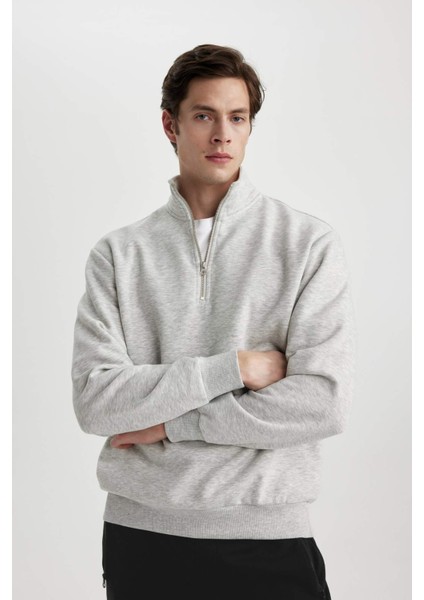 Oversize Geniş Kalıp Fermuarlı Dik Yaka Basic Düz Sweatshirt C5838AX23WN