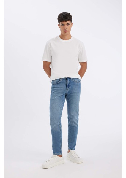 Slim Tapered Fit Dar Kalıp Normal Bel Daralan Paça Jean Pantolon B7781AX24SP