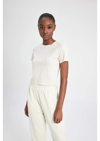 Fit Crop Bisiklet Yaka Sporcu Basic Düz Kısa Kollu Tişört A2430AX24SP