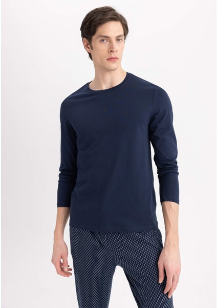 Slim Fit Dar Kesim Bisiklet Yaka Basic Düz Uzun Kollu Pijama Üstü Z2771AZ24SP