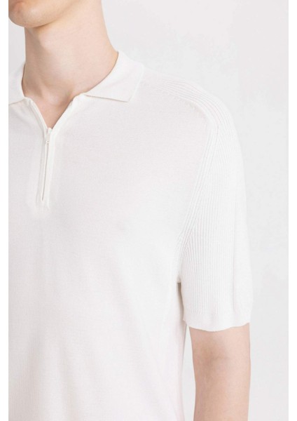 Slim Fit Dar Kesim Polo Yaka Kısa Kollu Basic Düz Fermuarlı Triko Tişört C4917AX24SM indirimleri