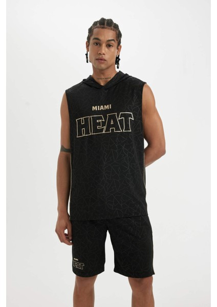 DeFactoFit NBA Miami Heat Standart Fit Kapüşonlu Ağır Kumaş Atlet B9920AX24SM