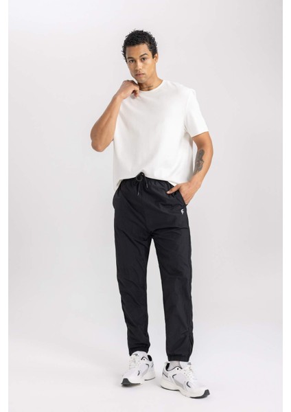 Fit Jogger Eşofman Altı Standart Fit Dokuma Çift Cepli B4777AX24SP fırsatları