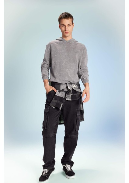 Regular Fit Kapüşonlu Yıkamalı Soluk Efektli Basic Düz Sweatshirt B9220AX23WN