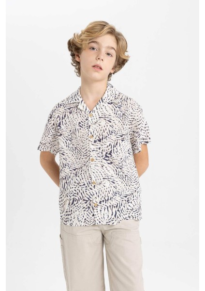 Erkek Çocuk Oversize Geniş Kalıp Polo Yaka Desenli Viskon Kısa Kollu Gömlek B6117A824SM
