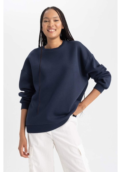 Oversize Fit Bisiklet Yaka Kalın Sweatshirt Y1346AZ23WN