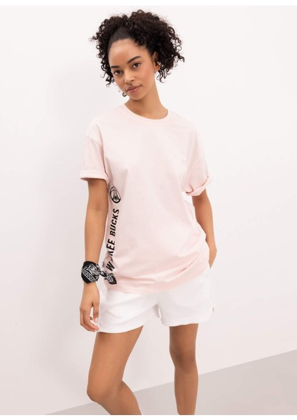 Fit NBA Milwaukee Bucks Boxy Fit Bisiklet Yaka Kısa Kollu Tişört B9889AX24SM indirimleri