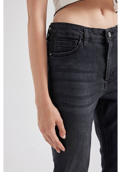Rebeca Skinny Fit Normal Bel Dar Paça Bilek Boy Jean Pantolon B1933AX23AU indirimleri