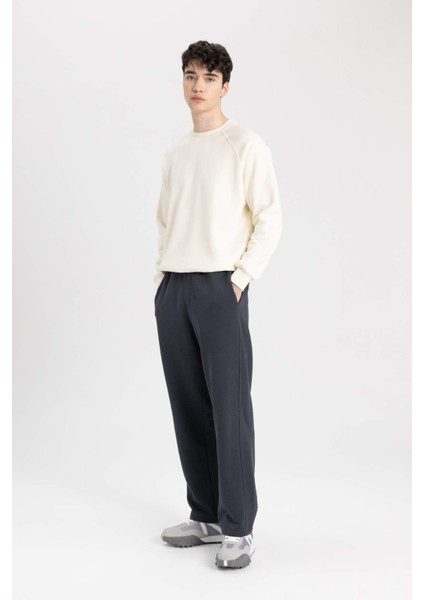 Eşofman Altı Oversize Geniş Kalıp Cepli Düz Paça B2984AX24SP fiyatları