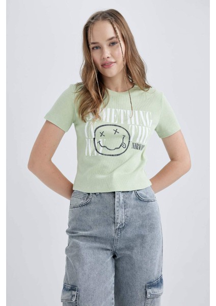 Coool Nirvana Fitted Kısa Kollu Yıkamalı Soluk Efektli Tişört B1909AX23HS fırsatları