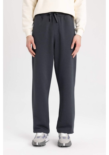 Eşofman Altı Oversize Geniş Kalıp Cepli Düz Paça B2984AX24SP fırsatları