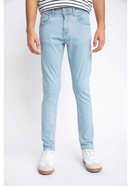 Super Skinny Fit En Dar Kalıp Normal Bel Ekstra Dar Paça Jean Pantolon A6942AX23AU